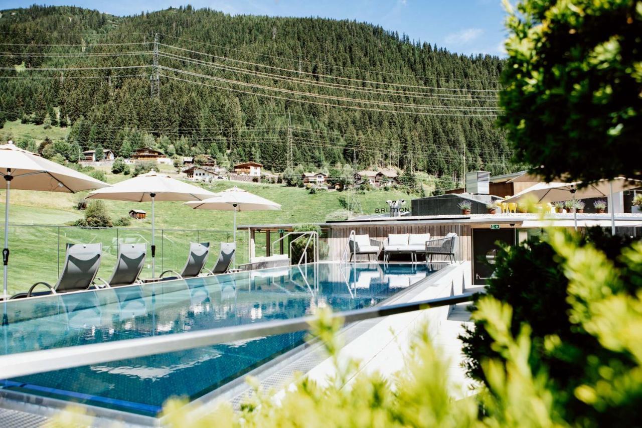 Hotel Arlmont 4 Stern Superior Sankt Anton am Arlberg Exterior foto