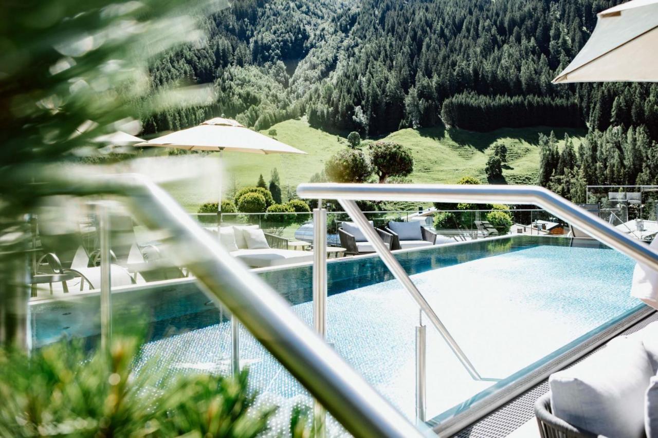 Hotel Arlmont 4 Stern Superior Sankt Anton am Arlberg Exterior foto