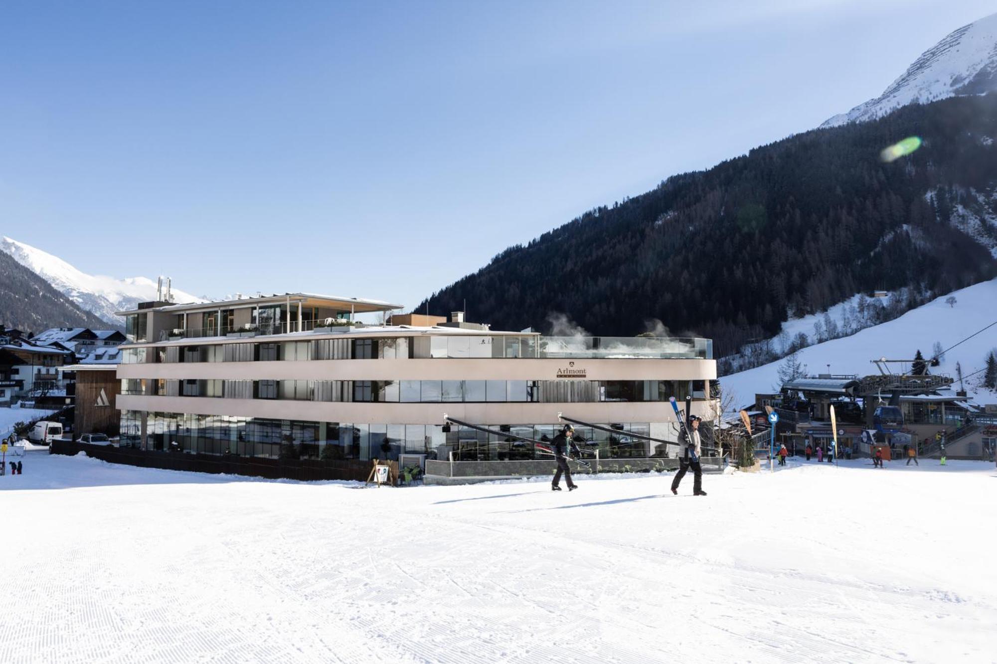 Hotel Arlmont 4 Stern Superior Sankt Anton am Arlberg Exterior foto
